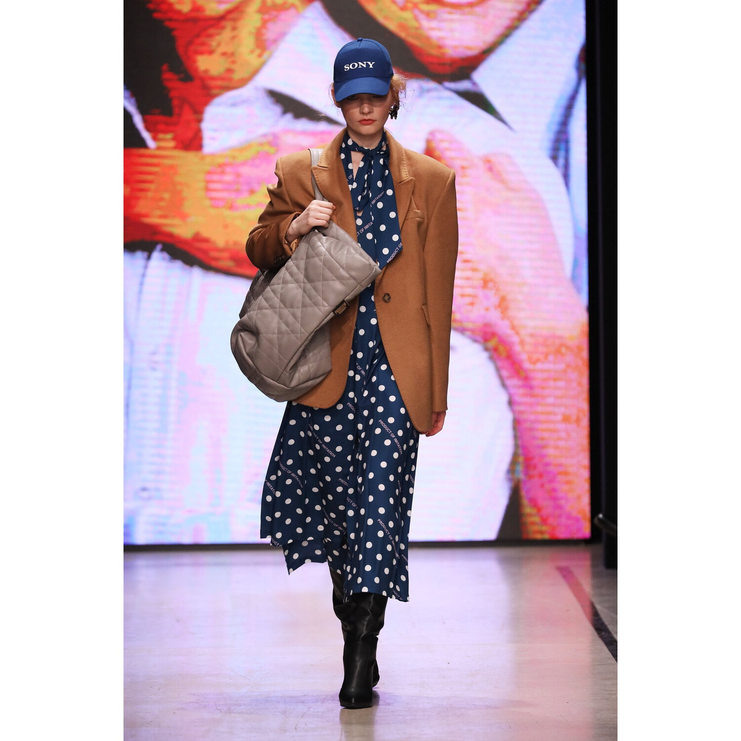 Фото Product of Imitation Fall 2019 Ready-to-Wear / Product of Imitation осень-зима 2019 / Неделя моды: Москва
